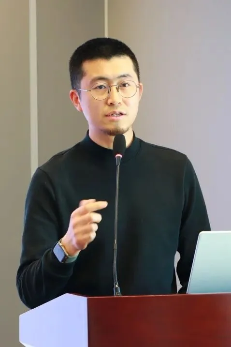 潘松律师在大成沈阳法律AI工作坊授课